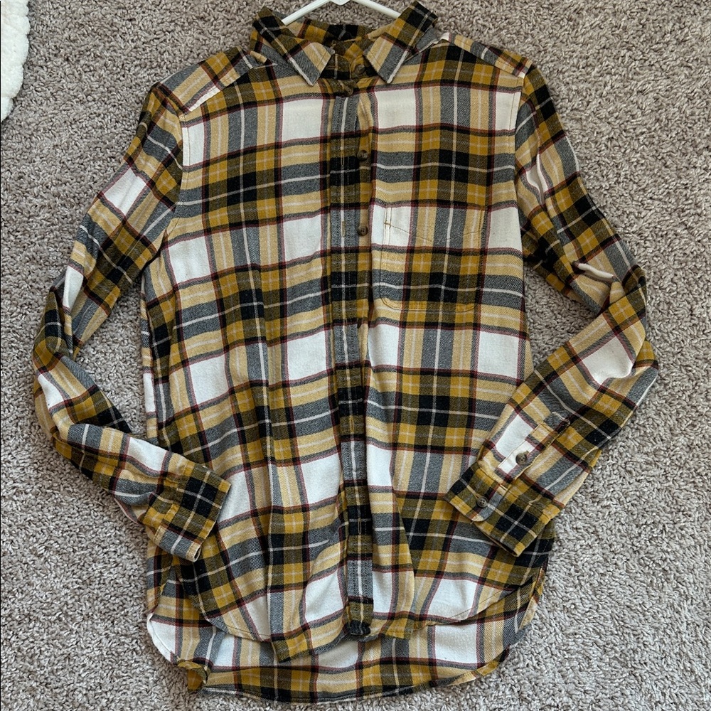 American Eagle Outfitters Yellow and Black Plaid Shirt